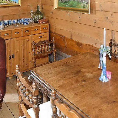 Three-bedroom Holiday In Førde Feriehus *