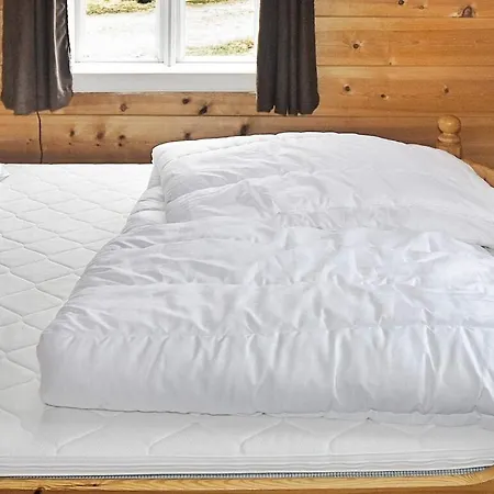 Three-bedroom Holiday In Førde Feriehus