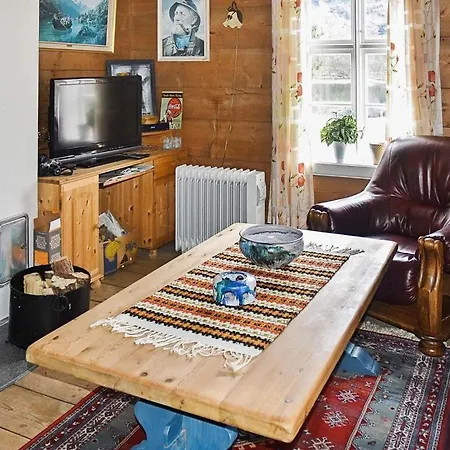 Feriehus Three-bedroom Holiday In Førde Mo (Sogn og Fjordane)
